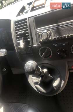 Минивэн Volkswagen Transporter 2008 в 