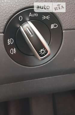 Вантажопасажирський фургон Volkswagen Transporter 2012 в 