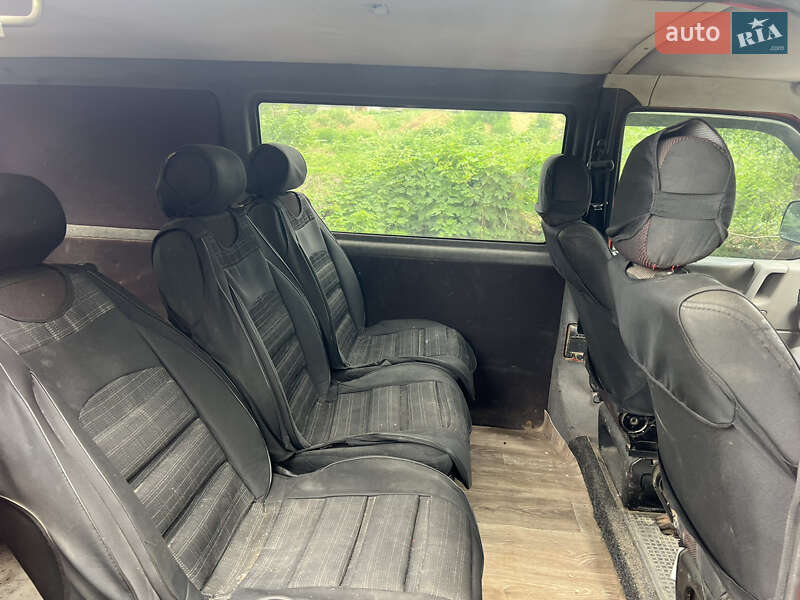 Минивэн Volkswagen Transporter 2001 в Беляевке