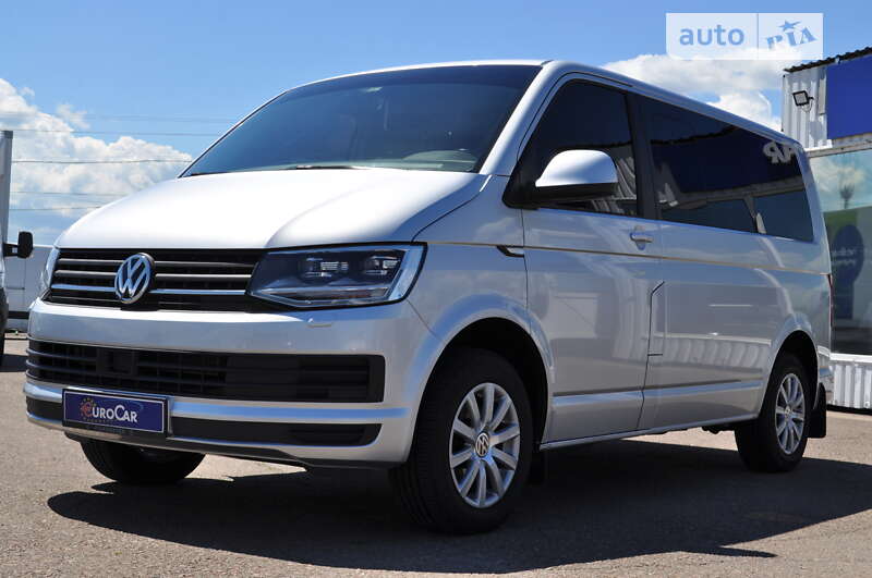 Мінівен Volkswagen Transporter 2016 в Києві