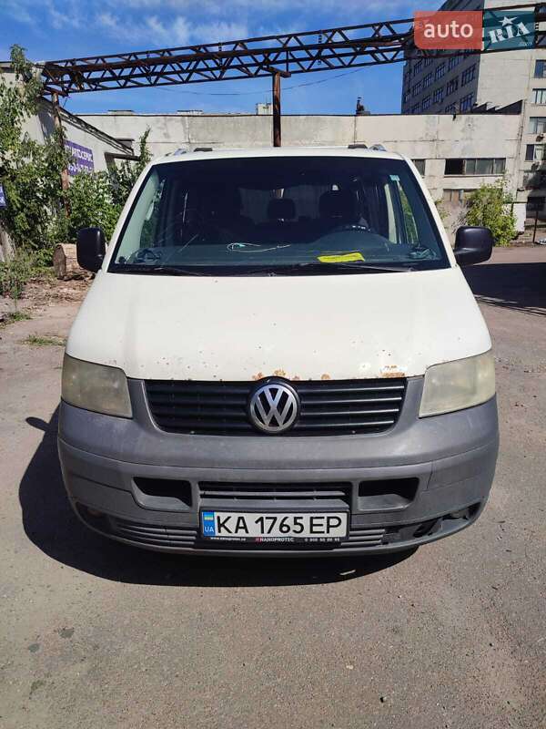 Минивэн Volkswagen Transporter 2004 в Киеве