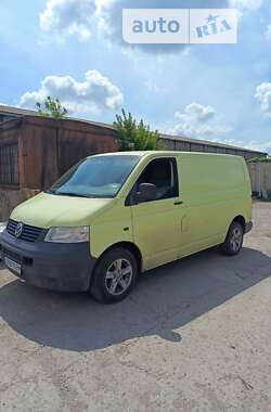 Грузовой фургон Volkswagen Transporter 2004 в Чернигове