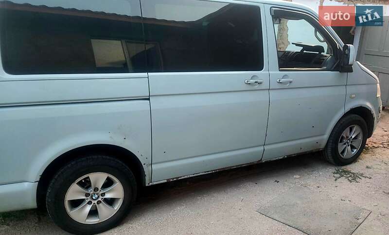Минивэн Volkswagen Transporter 2004 в Николаеве