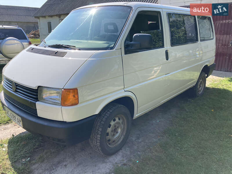 Мінівен Volkswagen Transporter 1994 в Шацьку