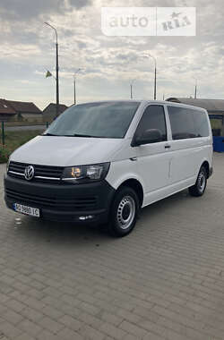 Мінівен Volkswagen Transporter 2016 в Мукачевому