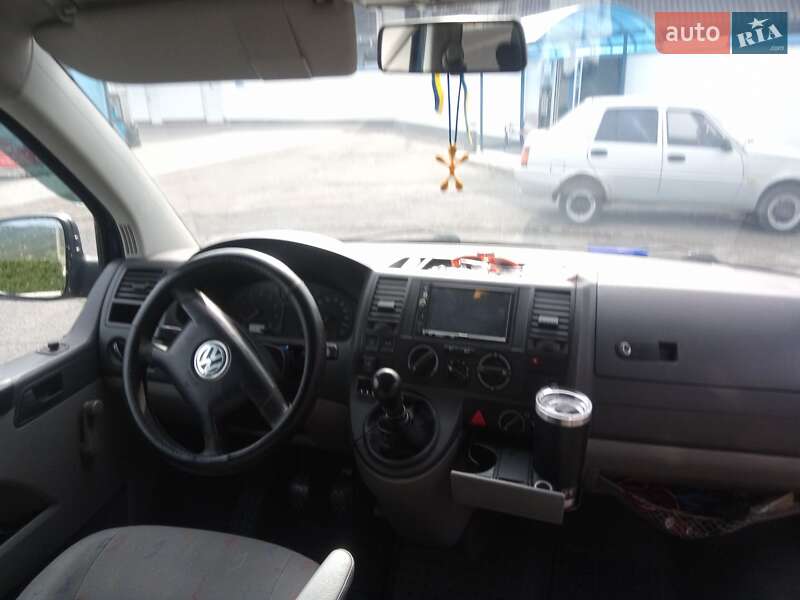 Минивэн Volkswagen Transporter 2006 в Виноградове