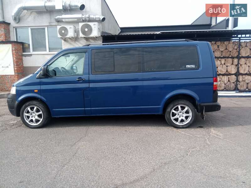 Минивэн Volkswagen Transporter 2006 в Виноградове