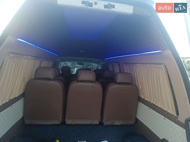 Минивэн Volkswagen Transporter 1999 в Мостиске