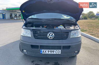 Минивэн Volkswagen Transporter 2009 в 