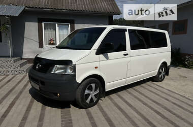 Минивэн Volkswagen Transporter 2006 в Черновцах