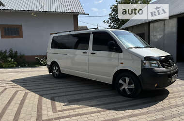 Минивэн Volkswagen Transporter 2006 в Черновцах