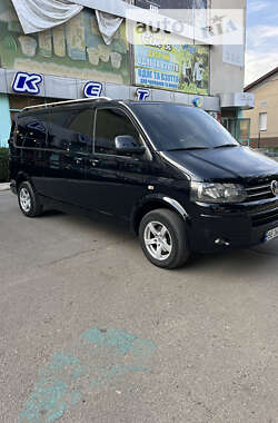 Вантажний фургон Volkswagen Transporter 2013 в Врадіївці