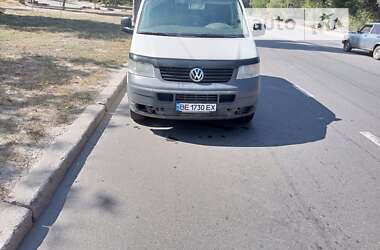 Вантажний фургон Volkswagen Transporter 2005 в Новому Бузі