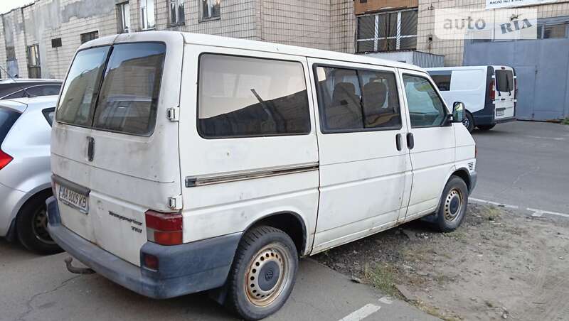 Мінівен Volkswagen Transporter 2002 в Києві