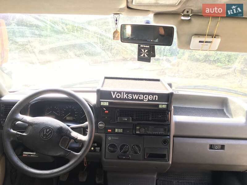 Минивэн Volkswagen Transporter 1998 в Черновцах