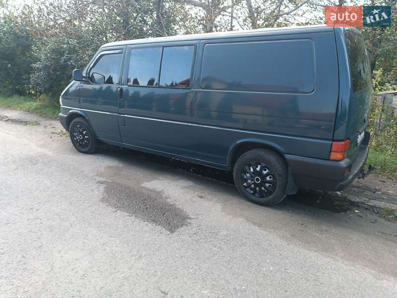 Мінівен Volkswagen Transporter 2002 в Старому Самборі
