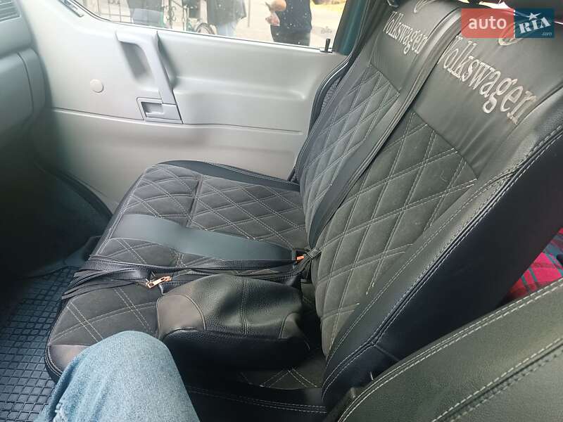 Мінівен Volkswagen Transporter 2002 в Старому Самборі