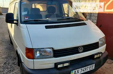 Вантажний фургон Volkswagen Transporter 2001 в Харкові