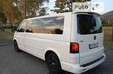 Вантажний фургон Volkswagen Transporter 2005 в Мукачевому