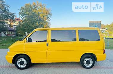 Минивэн Volkswagen Transporter 2000 в 