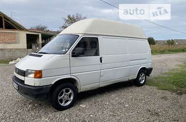 Грузовой фургон Volkswagen Transporter 1993 в Хусте