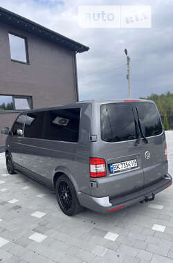 Мінівен Volkswagen Transporter 2014 в Рокитному