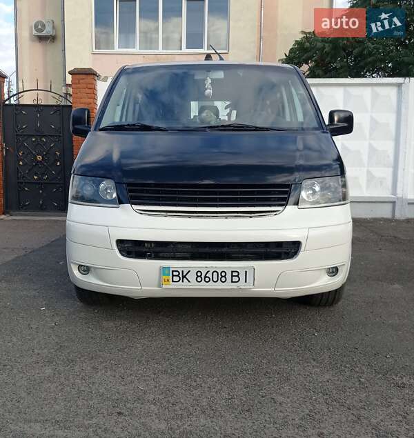 Минивэн Volkswagen Transporter 2005 в Ровно