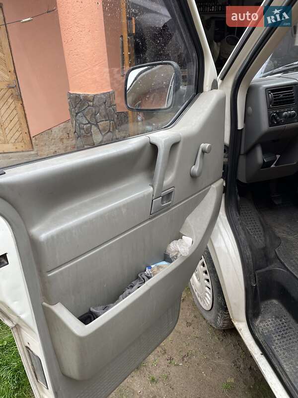 Минивэн Volkswagen Transporter 1999 в Самборе фото 17 Минивэн Volkswagen Transporter 1999 в Самборе