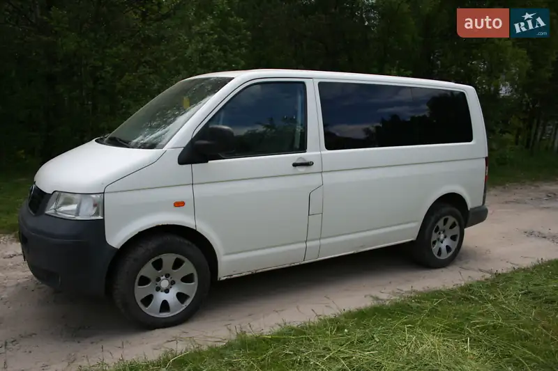 Минивэн Volkswagen Transporter 2005 в 
