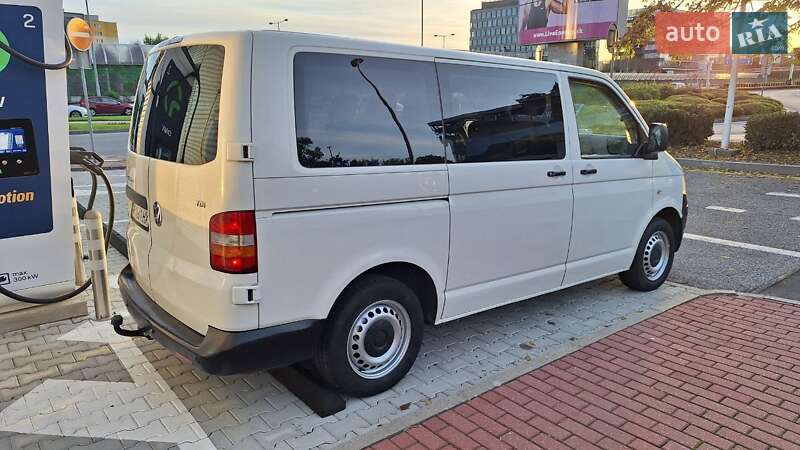 Минивэн Volkswagen Transporter 2008 в Киеве