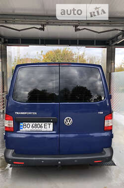 Грузовой фургон Volkswagen Transporter 2011 в Тернополе