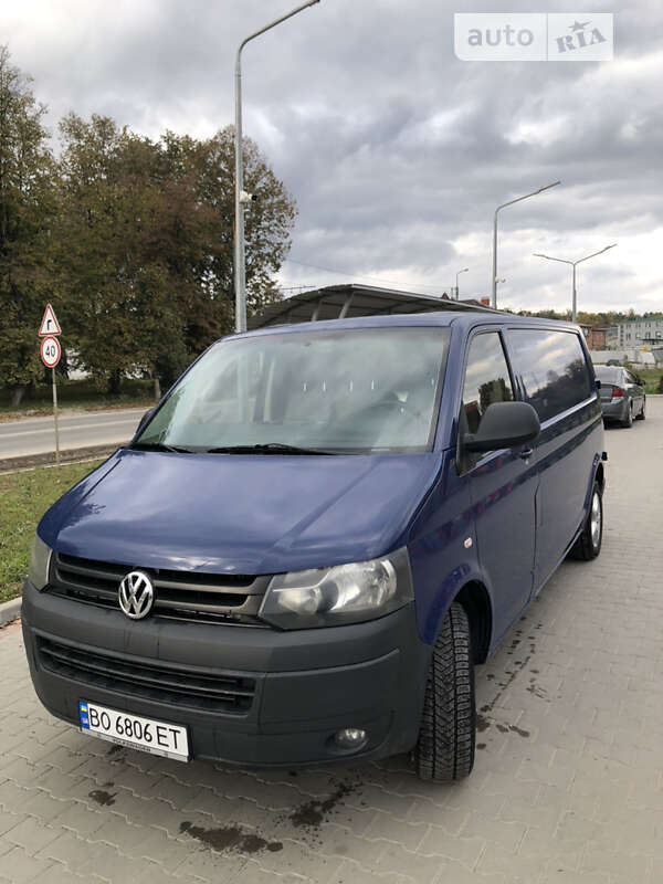 Грузовой фургон Volkswagen Transporter 2011 в Тернополе