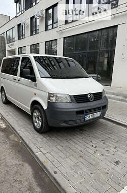 Мінівен Volkswagen Transporter 2005 в Рівному