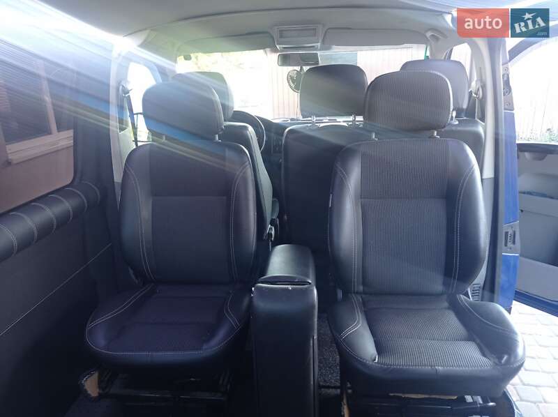 Минивэн Volkswagen Transporter 2005 в Коростене