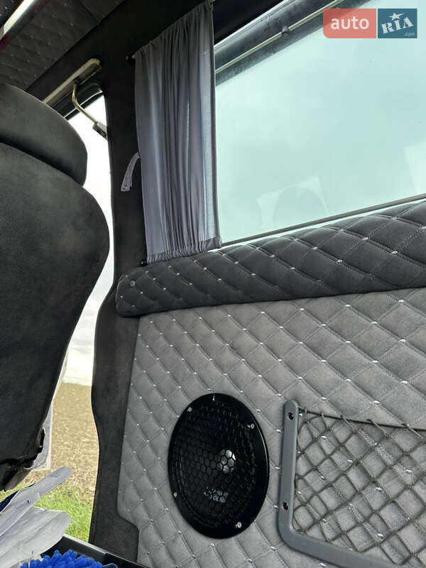 Минивэн Volkswagen Transporter 1999 в Черновцах