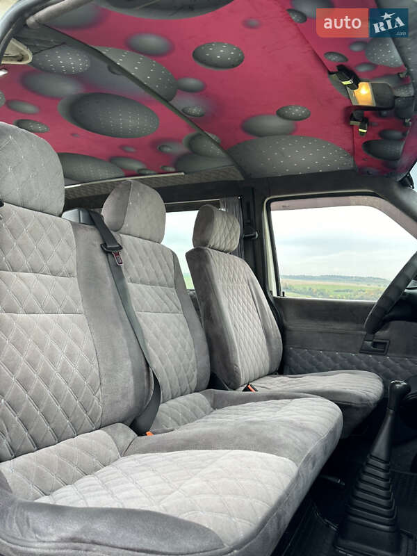 Минивэн Volkswagen Transporter 1999 в Черновцах