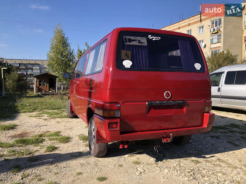 Минивэн Volkswagen Transporter 1992 в Городке
