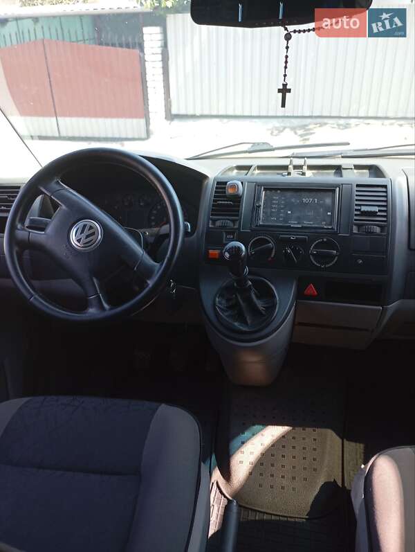 Минивэн Volkswagen Transporter 2006 в Хмельницком