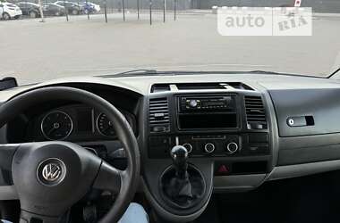 Вантажний фургон Volkswagen Transporter 2011 в Києві