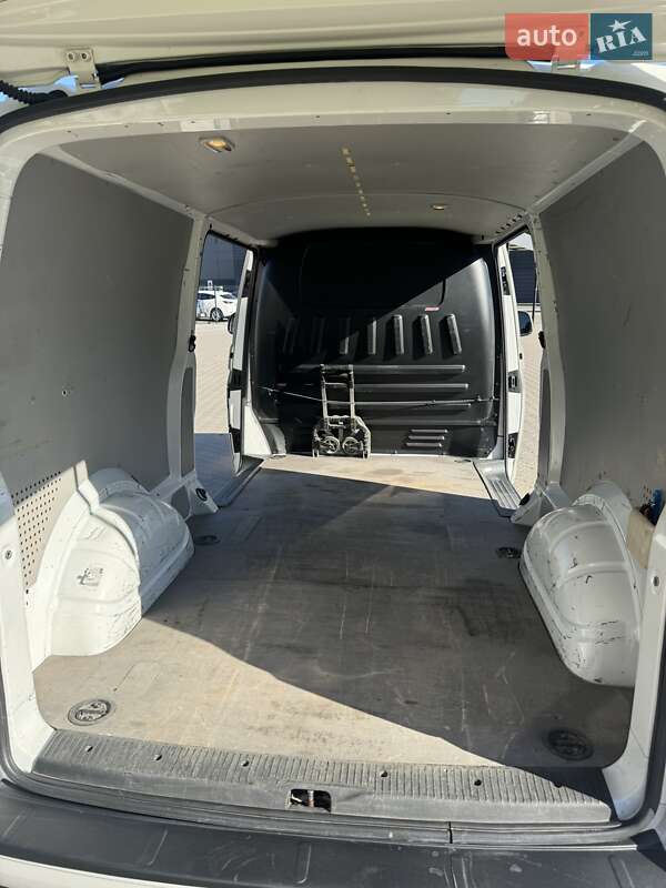 Грузовой фургон Volkswagen Transporter 2018 в Киеве