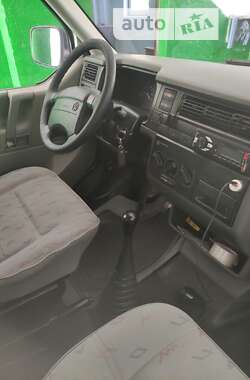 Грузовой фургон Volkswagen Transporter 1998 в Виннице