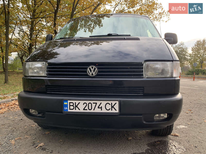 Минивэн Volkswagen Transporter 1999 в 