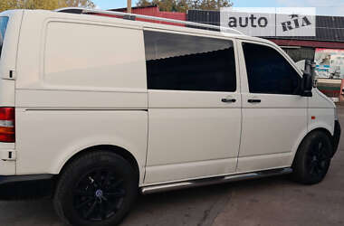 Грузовой фургон Volkswagen Transporter 2006 в Козельце