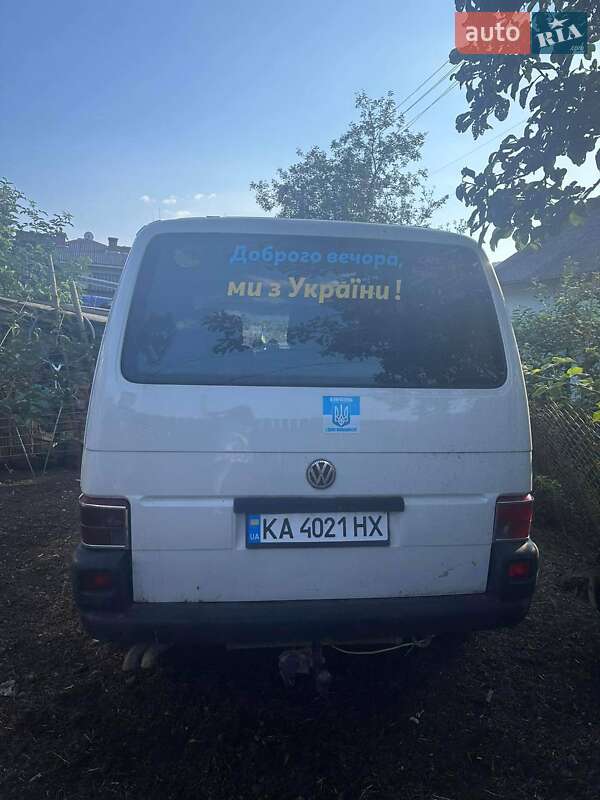 Минивэн Volkswagen Transporter 2000 в Сколе