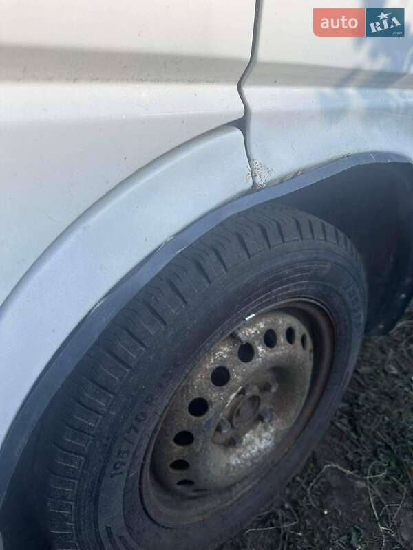 Минивэн Volkswagen Transporter 2000 в Сколе