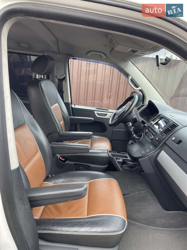 Минивэн Volkswagen Transporter 2011 в Киеве