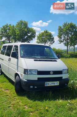 Минивэн Volkswagen Transporter 2002 в Березному