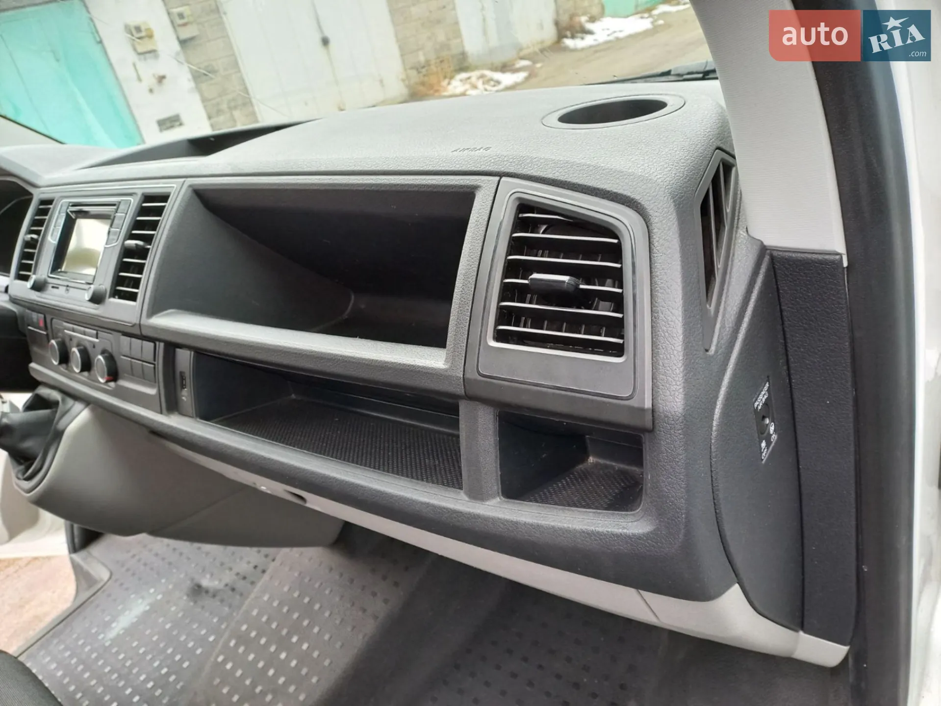 2019 Volkswagen Transporter - мініатюра 12