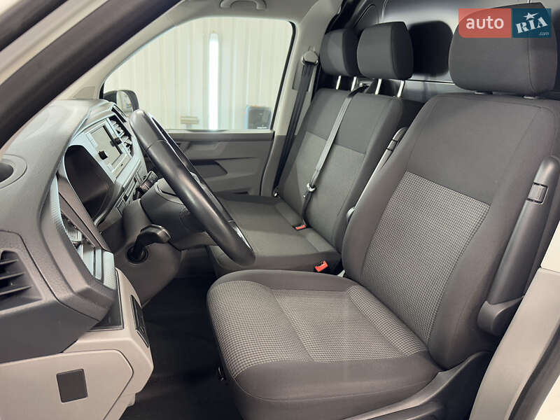 Грузовой фургон Volkswagen Transporter 2022 в Киеве