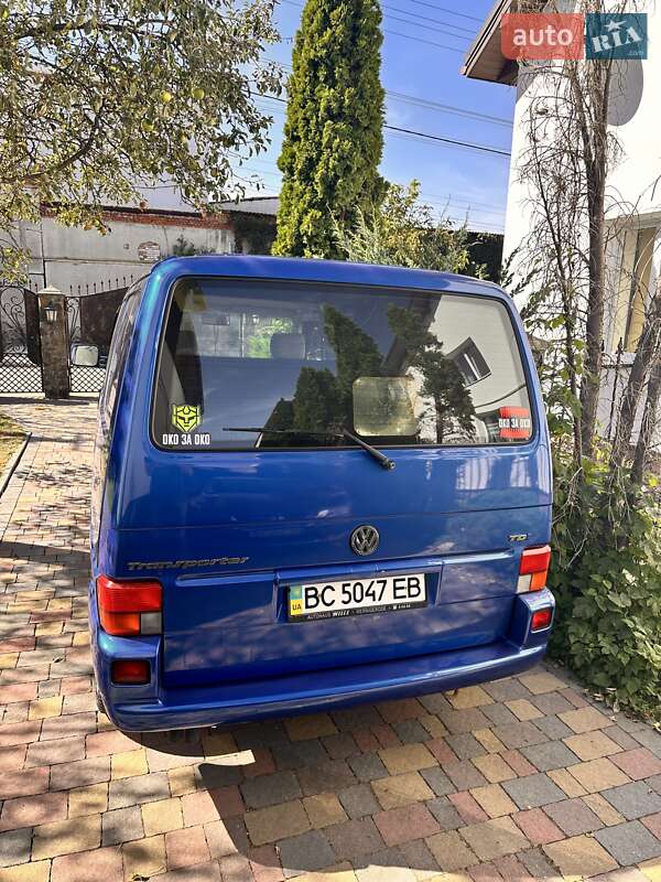 Минивэн Volkswagen Transporter 2000 в Львове